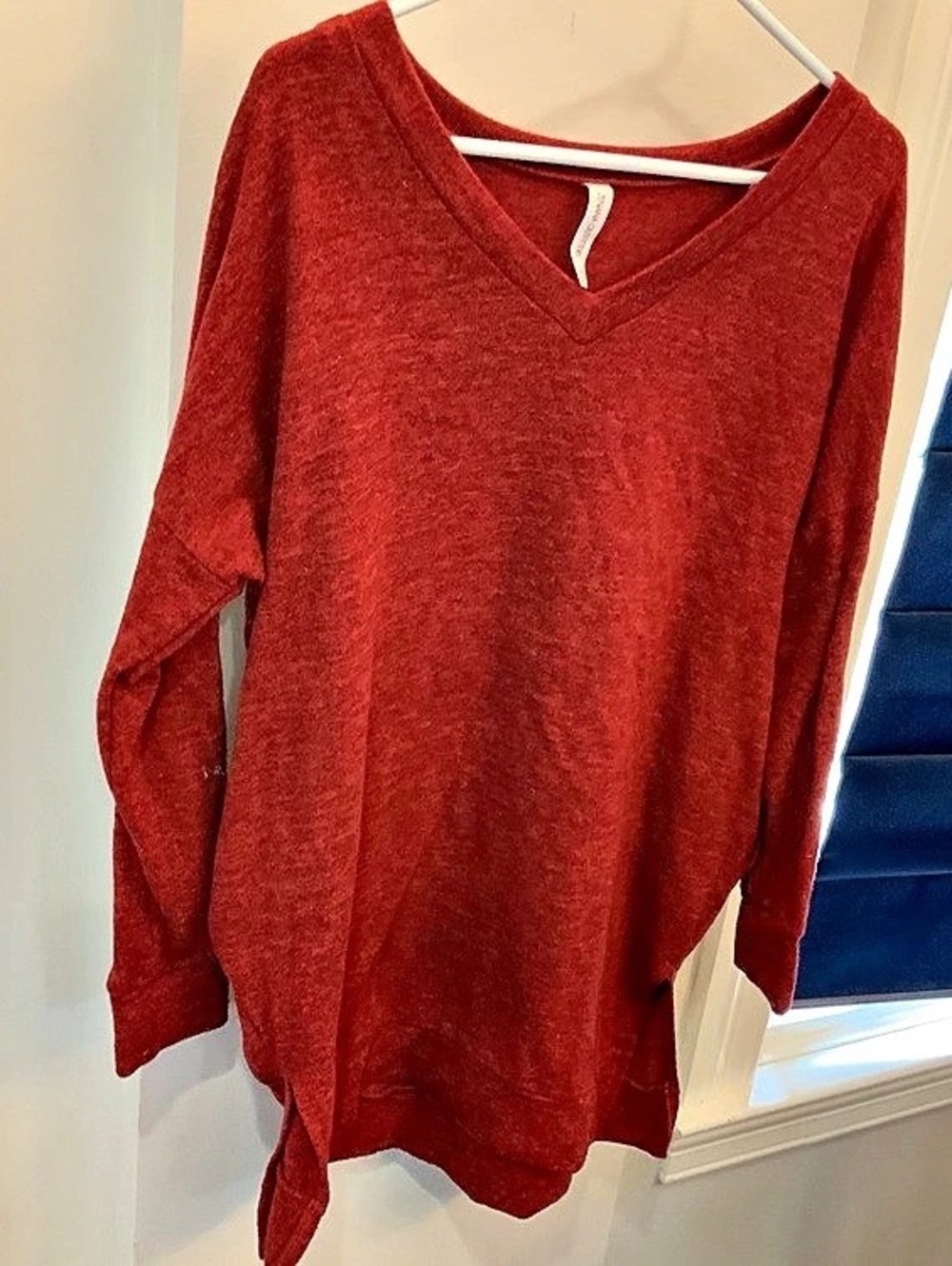 Zenana Outfitters Red Long Sleeve V-Neck Tunic nwot size medium sku 3380